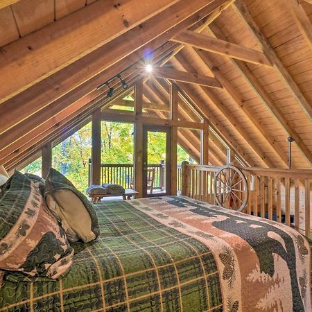 Sevierville Sanctuary Hot Tub, Pool Table And Deck! Εξωτερικό φωτογραφία