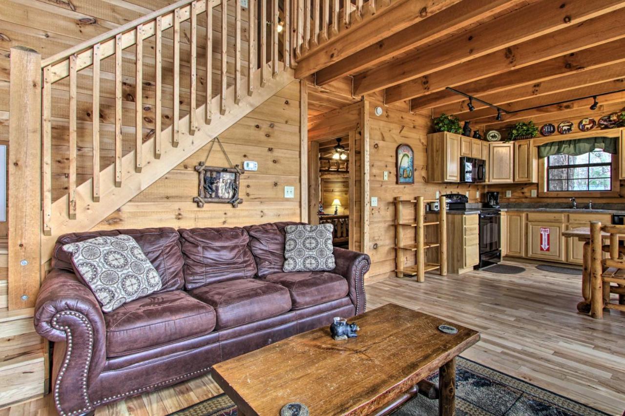 Sevierville Sanctuary Hot Tub, Pool Table And Deck! Εξωτερικό φωτογραφία