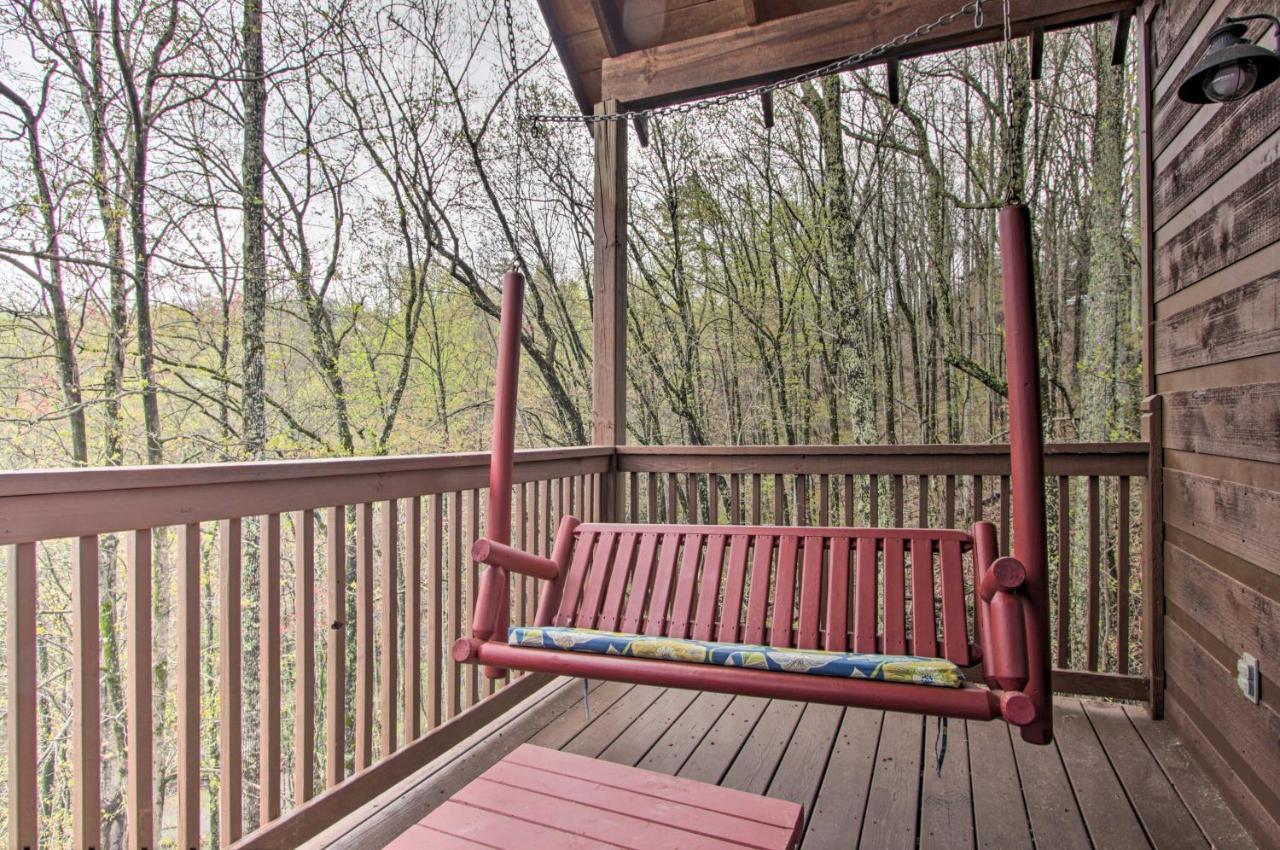 Sevierville Sanctuary Hot Tub, Pool Table And Deck! Εξωτερικό φωτογραφία