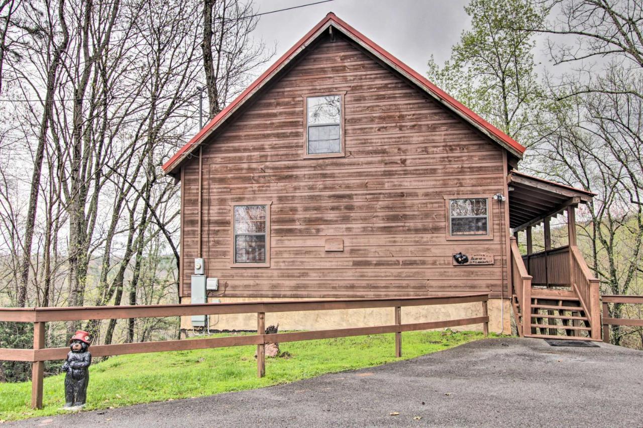 Sevierville Sanctuary Hot Tub, Pool Table And Deck! Εξωτερικό φωτογραφία